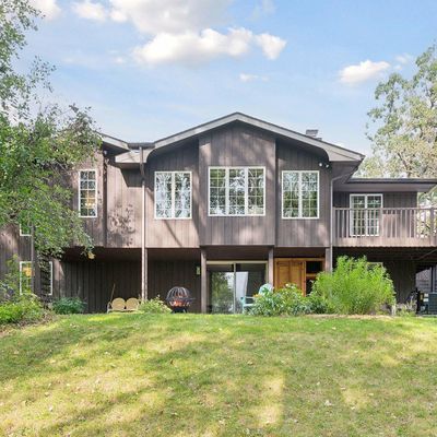 18609 Hanus Rd, Minnetonka, MN 55345