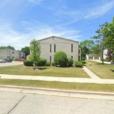 1876 Haymarket Rd, Waukesha, WI 53189