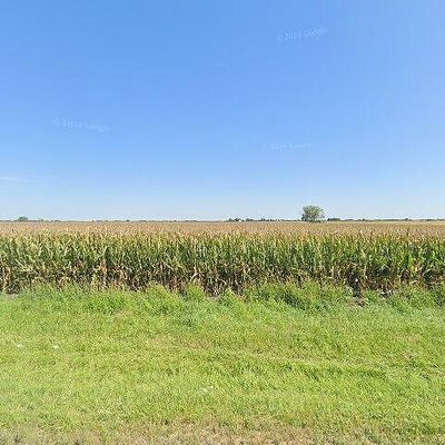 18816 N Route 78, Laura, IL 61451