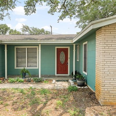 1906 Cochran Ln, Rockport, TX 78382