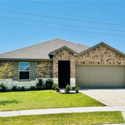 1921 Kentucky Derby Dr, Corpus Christi, TX 78417