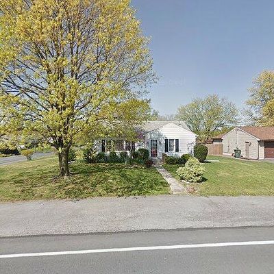 1930 Sterretts Gap Ave, Carlisle, PA 17013