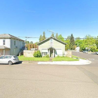 194 N 2 Nd St, Harrisburg, OR 97446