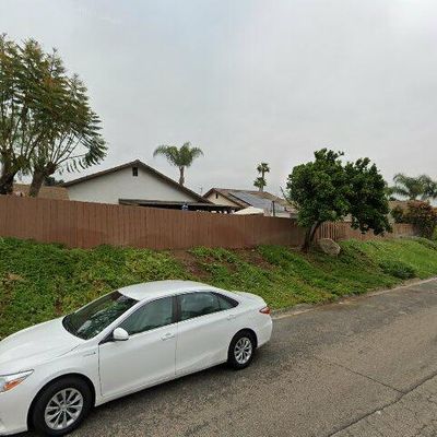 1943 Woodland Gln, Escondido, CA 92027