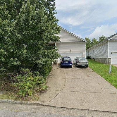 1945 Deep Woods Trl, Nashville, TN 37214