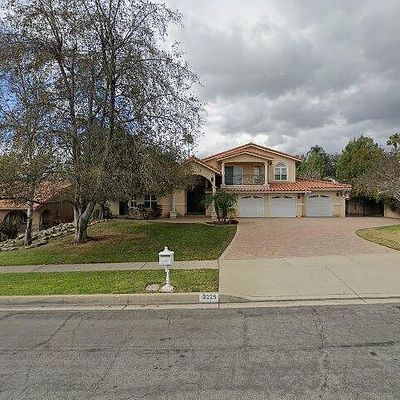 2225 N 1 St Ave, Upland, CA 91784