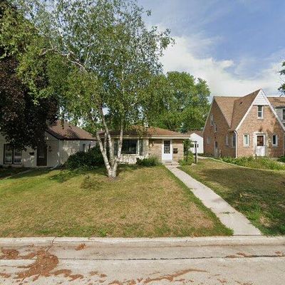 2234 S 106 Th St, Milwaukee, WI 53227