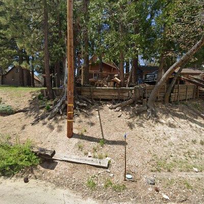 2242 Deep Creek Dr, Running Springs, CA 92382