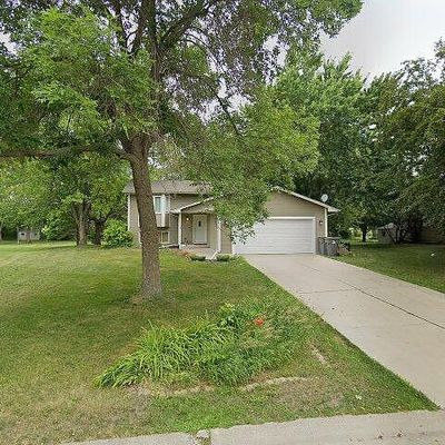 2250 Van Sloun Rd, Chaska, MN 55318