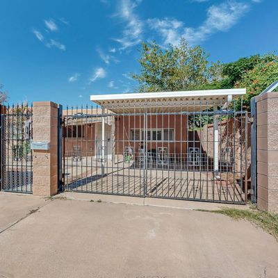 229 Chama St Ne, Albuquerque, NM 87108