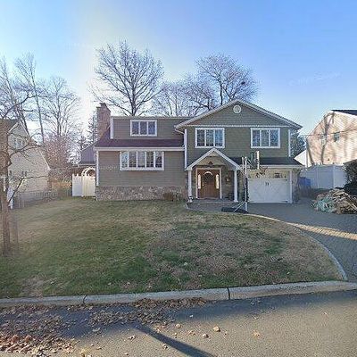 23 Henry St, Emerson, NJ 07630