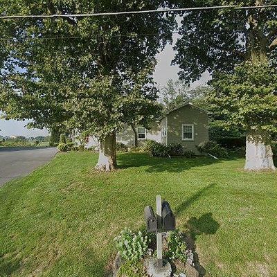 230 Lancaster Ave, Strasburg, PA 17579