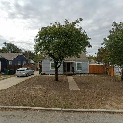 2305 Owens St, Haltom City, TX 76117