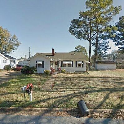 2311 27 Th Ave, Northport, AL 35476