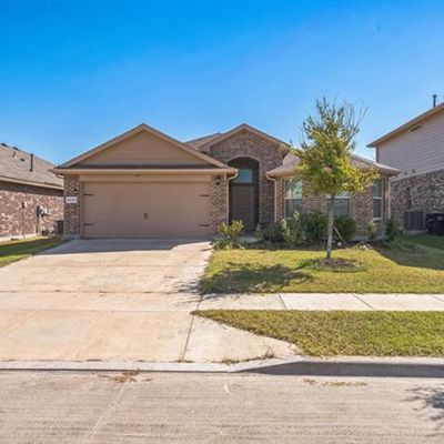 2317 Sadlers Creek Ln, Fort Worth, TX 76108