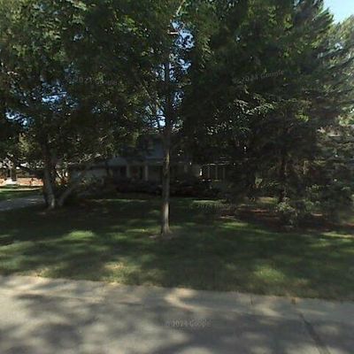 2332 Tioga Ct, Saint Paul, MN 55112