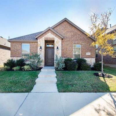 2348 Opaline Dr, Aubrey, TX 76227