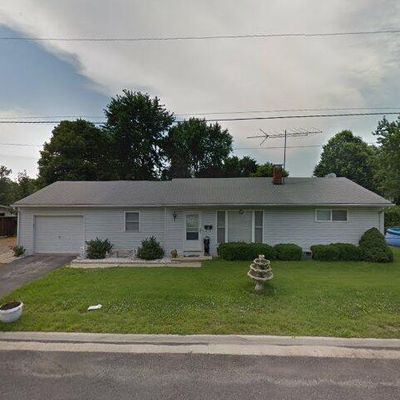 237 W Milton, Columbia, IL 62236