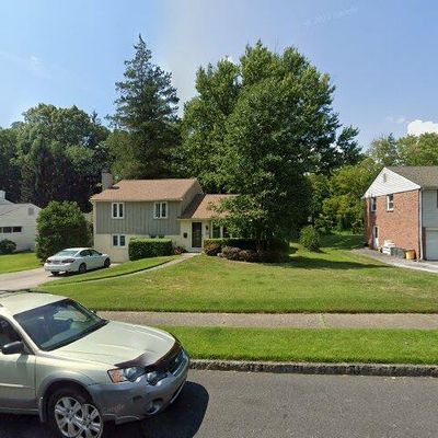 238 Lewis Rd, Springfield, PA 19064