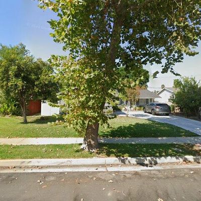 23825 Archwood St, West Hills, CA 91307