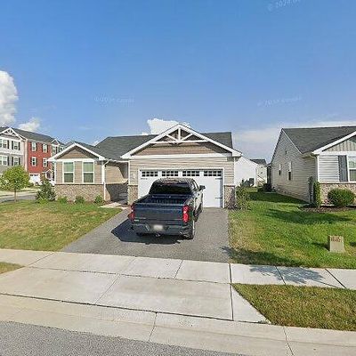 24 Grant St, Taneytown, MD 21787