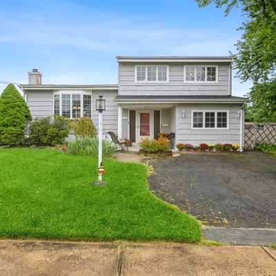 24 Lincroft Ave, Old Bridge, NJ 08857