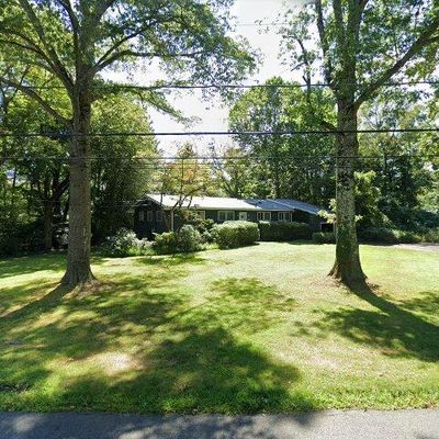 24 Littlebrook Rd N, Princeton, NJ 08540