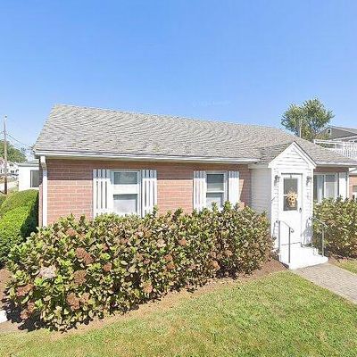 24 W Shore Dr, Old Saybrook, CT 06475