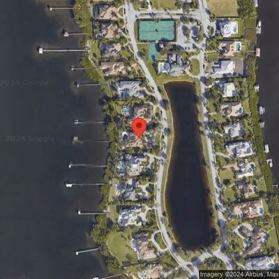 241 Lansing Island Dr, Indian Harbour Beach, FL 32937