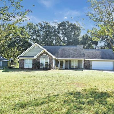 241 Owens Rd, Fort Mitchell, AL 36856