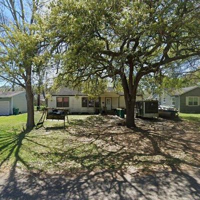 2415 Scott St, La Marque, TX 77568