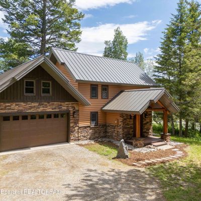 242 Pine St, Alpine, WY 83128