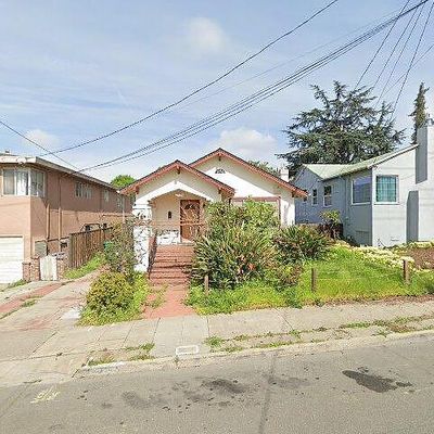 2429 Monticello Ave, Oakland, CA 94601