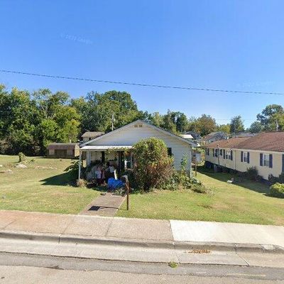 243 W Howe St, Alcoa, TN 37701