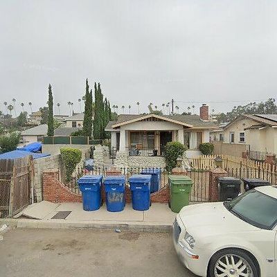 211 Chestnut Ave, Los Angeles, CA 90042