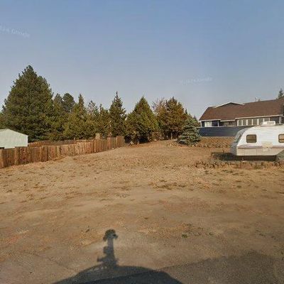 21224 Dove Ln, Bend, OR 97702