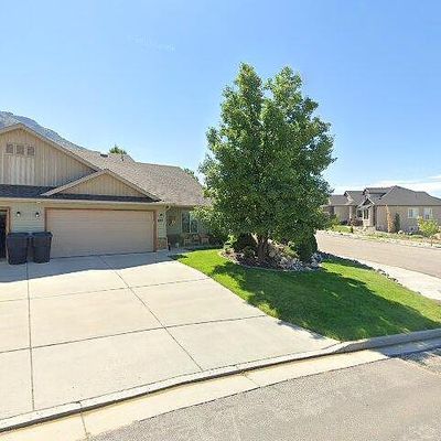 214 E Saddleback Rd, Willard, UT 84340