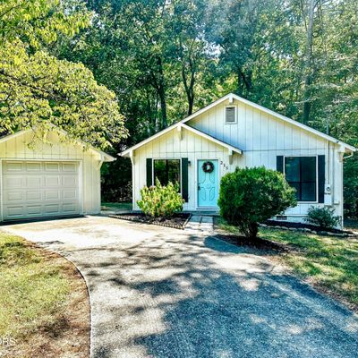 215 Park Ln, Oliver Springs, TN 37840