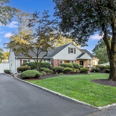 2156 Buttonwood Ln, Scotch Plains, NJ 07076