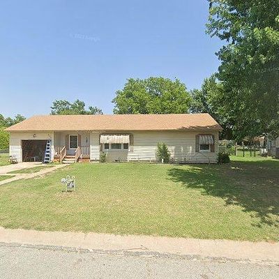 217 N Eisenhower St, Enid, OK 73703