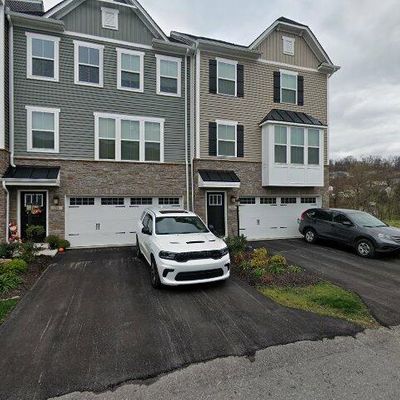 218 Crescent Pl, South Park, PA 15129