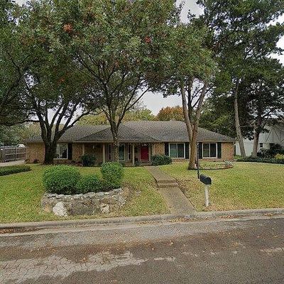 218 White Hall Rd, Woodway, TX 76712