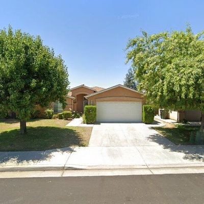 2196 Williams Ave, Clovis, CA 93611