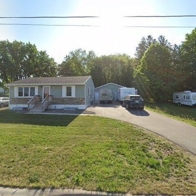 220 Main St, Holdingford, MN 56340