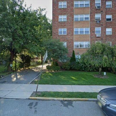 2200 Center Ave #C5, Fort Lee, NJ 07024