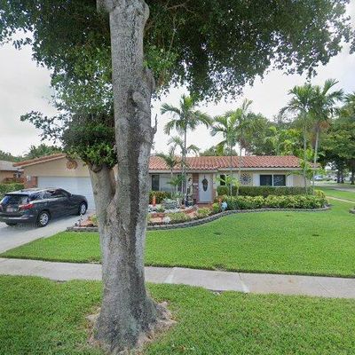 2201 Nw 83 Rd Ave, Pembroke Pines, FL 33024