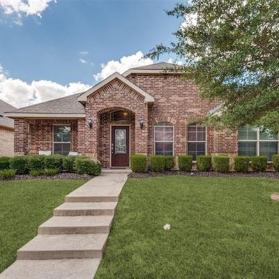 221 Happy Ln, Red Oak, TX 75154