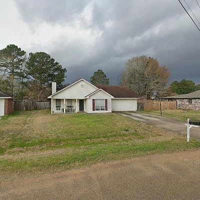 221 Riverbend Dr, Byram, MS 39272