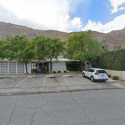 221 S Patencio Rd #2, Palm Springs, CA 92262