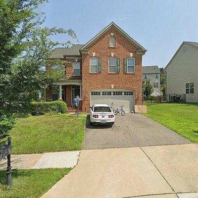 2216 Turnbuckle Ln, Woodbridge, VA 22191